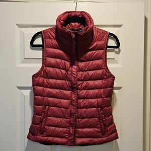 Gap Down Vest